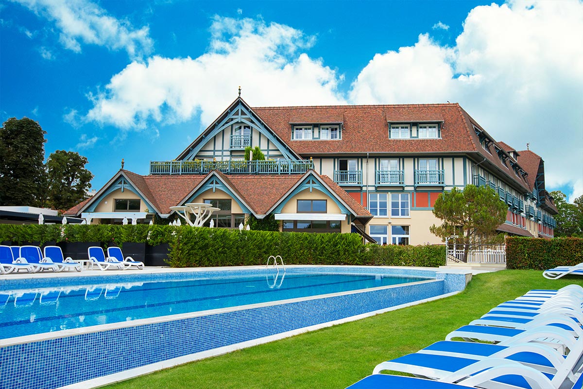 hotel avec piscine rueil